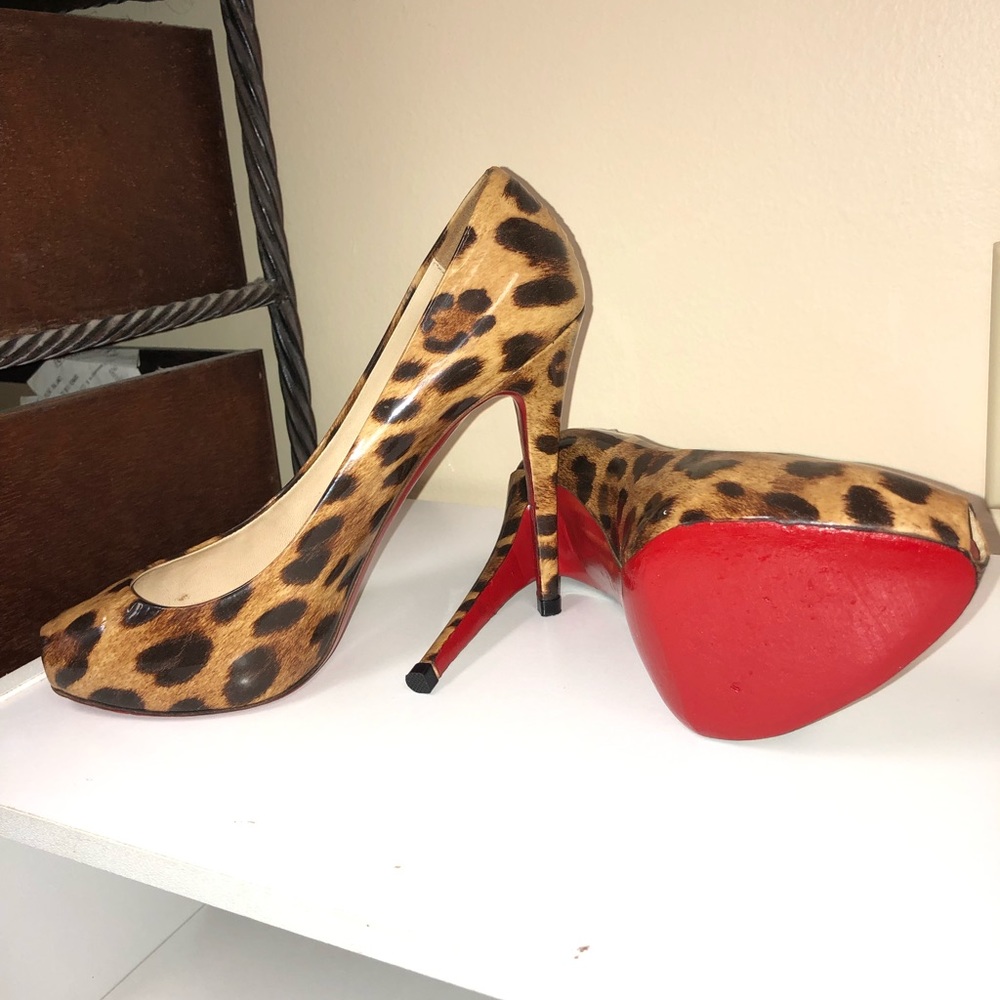 Authentic Christian Louboutin size 39.5